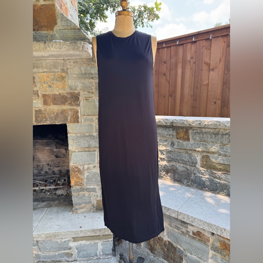 H&M Black Sleeveless Dress
